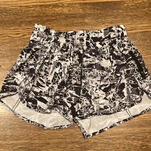 Lulu lemon tracker running shorts